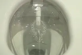 上厕所不用纸 让马桶为你擦洗 清洁 干燥屁股 你可以接受吗视频封面