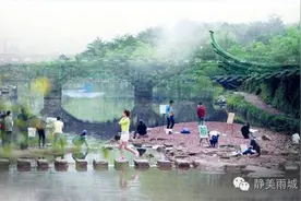 深厚历史牵动似水乡愁——走进雨城区上里古镇图片