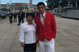 张继科和林丹同款，画风却差距甚大！图片