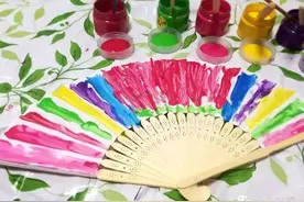 妈妈的美术课005—云画的折扇图片