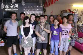 体育俱乐部网友密室逃脱竞赛 团队作战终获胜图片