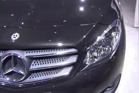 梅赛德斯-奔驰Citan 111 CDI旅行车版Combi Van