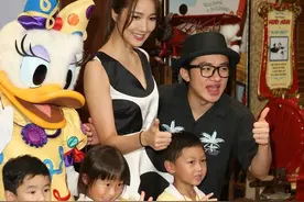 王祖蓝还在甜蜜秀恩爱，带媳妇公开发声支持王宝强！图片