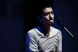 10年没上综艺的朴树上了跨界歌王，他说：因为我真的需要钱图片