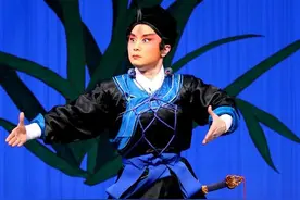 原来这才是“男儿有泪不轻弹”的出处图片