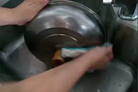 不锈钢锅盖脏了这样洗，瞬间恢复如新！图片