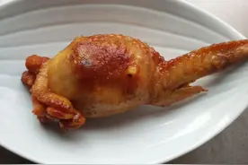 烤鸡翅、红烧鸡翅都吃腻了，尝试做下鸡翅包饭图片