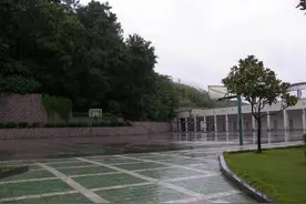 篮球野球场最让人心碎的五个瞬间，篮筐坏了还不算重点！图片