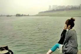伤过，却不曾后悔毫无保留地爱过你图片