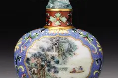 小小鼻烟壶是做什么的?为何历史上占据重要的地位？图片