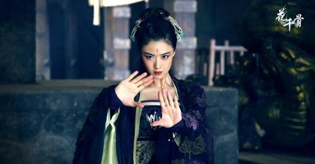 在电视剧《花千骨》中我们都知道杀阡陌(马可饰演)是六界第一美男子