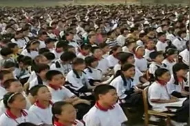 河南小学校长震撼爱国演讲，千万师生振奋了