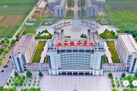 同学们！快来陕西国防工业职业技术学院720度全景中签到图片