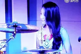韩国美女雅研，最有韵味儿的架子鼓女乐手！图片