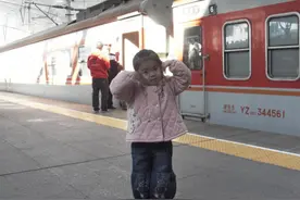 最悲伤的故事，我的眼泪你却看不到图片