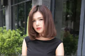 越南第一美女校花，原来长这样啊图片