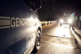 法国男子因醉酒在婚礼前被逮捕图片