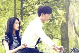 开学那一天遇见了他，是不是一种幸运？图片