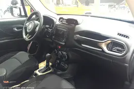 2016成都车展探馆：JEEP 75周年致敬版图片