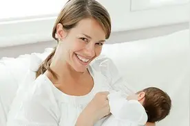 新生儿吃母乳也会腹泻？图片