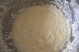 小概率事件：当淡奶油打发过度，油水分离了怎么办？图片