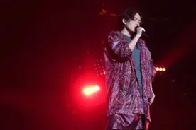 一分钟教你学唱歌 林宥嘉《傻子》如何演绎情绪渐变的歌