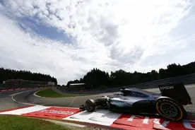 F1: 汉密尔顿认为车迷并不在意引擎背后的高科技图片