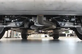 你汽车底盘是不是又生锈了？这些保养底盘的方法要了解图片