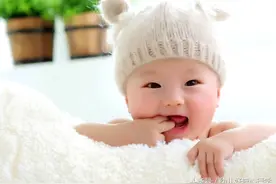 婴幼儿胳膊起 红点  肉疙瘩 幼儿胳膊脱臼症状，脱臼如何处理图片