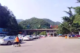 乡下办喜事这些地方为什么用红纸盖住？图片