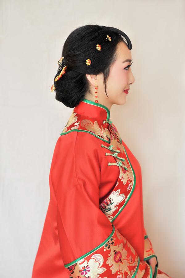 新娘秀禾服发型图片 教程 - 冷求网