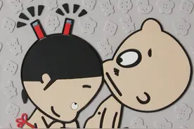 宝宝看到父母光着身子好吗图片