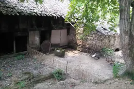 镜头下寂寞的山村，宁静且遥远图片