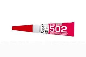 公婆抱走襁褓幼儿 媳妇寻娃未果用502胶水堵自家门图片
