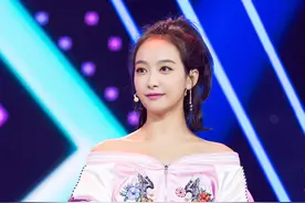 《加油美少女》总决赛 李宇春宋茜现身助力图片
