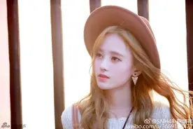 SNH48被誉为千年不遇美少女的鞠婧祎，金发新造型美到马德里图片