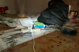 汉口城市广场附近一12岁女孩头部被卷入卷闸门当场死亡图片