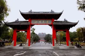 20所四川“巨无霸”大学 专业数超千  学生总数62万图片