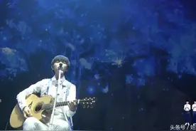 三周年见面会，王俊凯新歌首秀，王源对粉丝飞吻，千玺催泪告白图片