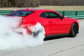 弹射起步，可以让你秒掉老司机的技术吗？图片