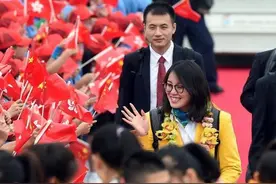 傅园慧到香港自曝同居之人是命中注定 这个人是谁？图片