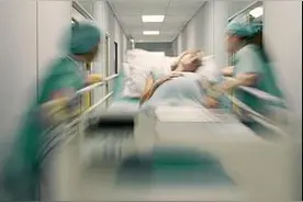 妻子进产房后，丈夫能做什么？一个好老公的觉悟...图片