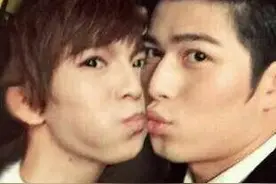 陈学冬移情别恋，网友劝小四爱他就放过他图片