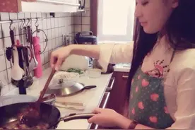 老公常常不回家吃饭，一身厨艺给谁看？图片