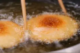 跟外面买的不一样的油炸冰淇淋图片