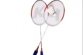 羽球装备 | 选购羽毛球拍有学问，知道这些不求人！图片