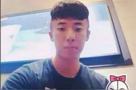 小鲜肉记录染发过敏变猪头的过程！太搞笑了！图片