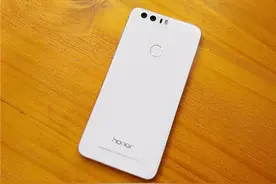 从机身到性能，玩机达人告诉你荣耀8到底是款怎样的手机图片