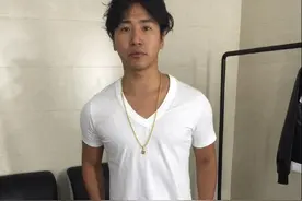 欧弟入德云社家谱，兴奋研究排什么字，网友：口盟弟子不占排字！图片
