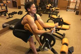 不健身如何撩妹，看看彭于晏是怎么撩妹的图片